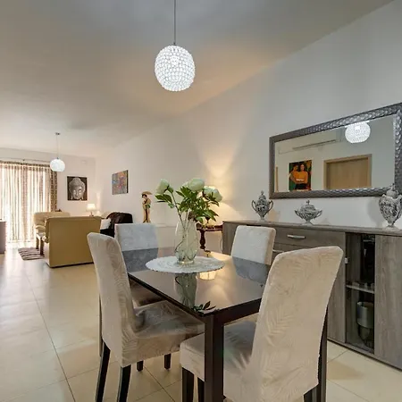 Charming 2 Bedroom In Swieqi Is-Swieqi