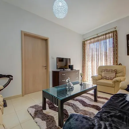 Charming 2 Bedroom In Swieqi