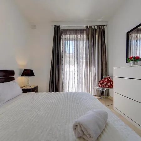 Charming 2 Bedroom In Swieqi Is-Swieqi