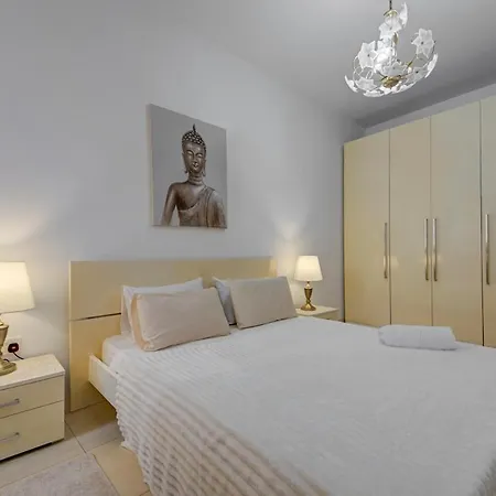 Charming 2 Bedroom In Swieqi Apartamento