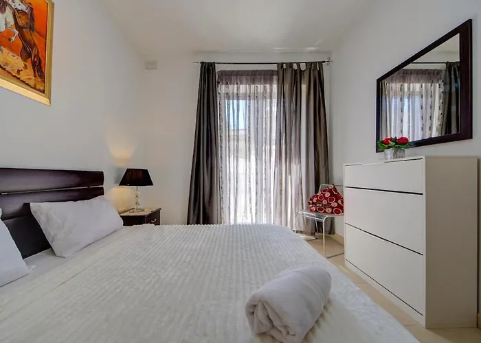 Charming 2 Bedroom In Swieqi Is-Swieqi