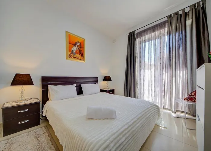 Charming 2 Bedroom In Swieqi *